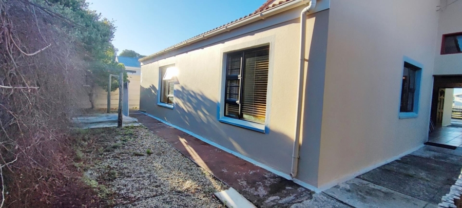 4 Bedroom Property for Sale in Franskraal Western Cape